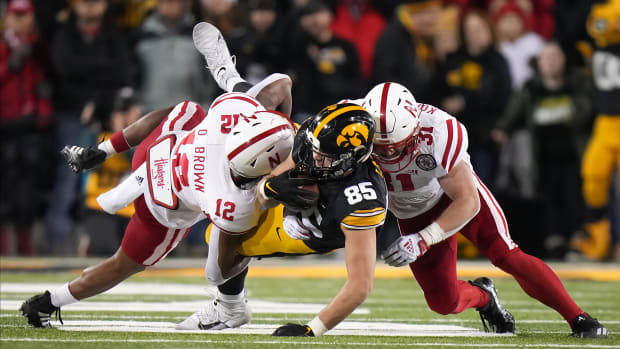Omar Brown and Chris Kolarevic 2022 Nebraska Iowa football USATSI_19502321